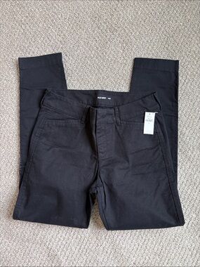 NWT Old Navy Pixie Pants in Black